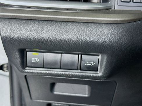 Used 2025 Toyota Grand Highlander AWD image 17