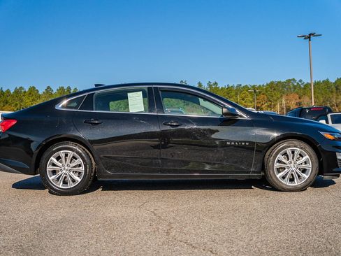 Used 2019 Chevrolet Malibu LT w/ Leather Package image 8