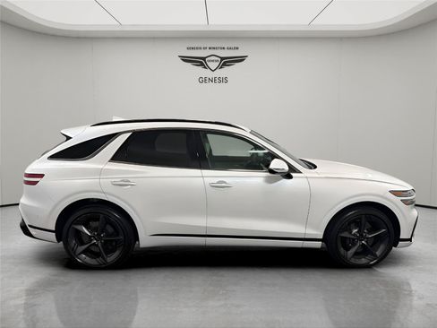 Used 2026 Genesis GV70 3.5T Sport Prestige AWD/4WD image 6