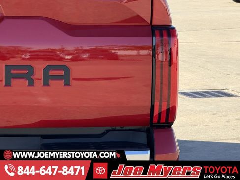 Used 2026 Toyota Tundra Limited w/ Power Package image 9