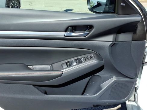 New 2026 Nissan Altima 2.5 SR FWD image 5