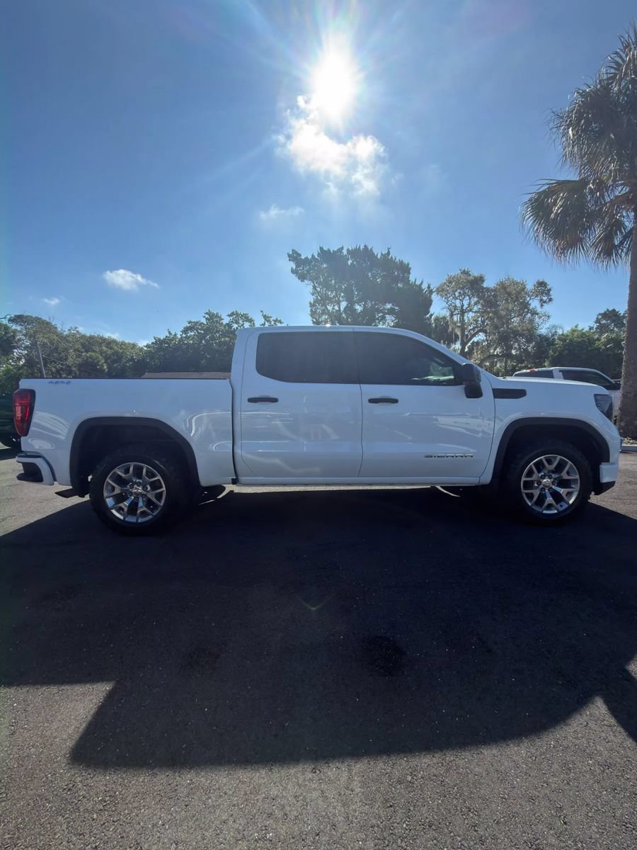 Used 2024 GMC Sierra 1500 Pro w/ Convenience Package AWD/4WD image 4