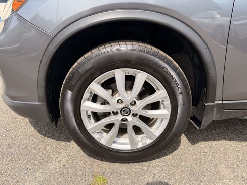 Used 2019 Nissan Rogue S w/ Special Edition Package AWD/4WD image 8