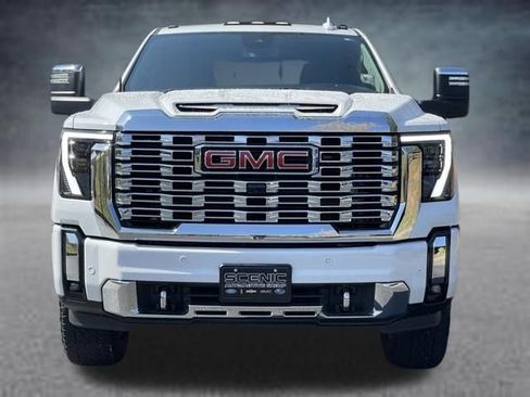 Used 2025 GMC Sierra 2500 Denali image 24