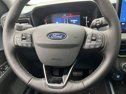 New 2025 Ford Maverick Lobo image 14