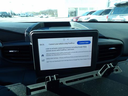 Used 2025 Ford Explorer 4WD Police Interceptor w/ Ultimate Wiring Package image 16