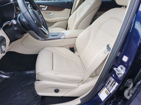 Used 2022 Mercedes-Benz GLC 300 4MATIC image 24