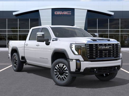 Used 2024 GMC Sierra 2500 Denali Ultimate w/ Max Trailering Package AWD/4WD image 7