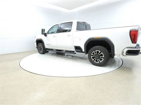 Used 2020 GMC Sierra 2500 AT4 image 5