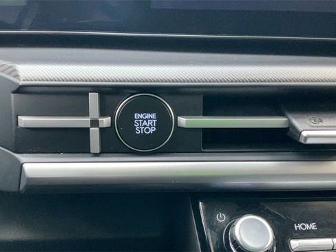 Used 2024 Hyundai Santa Fe SE image 25