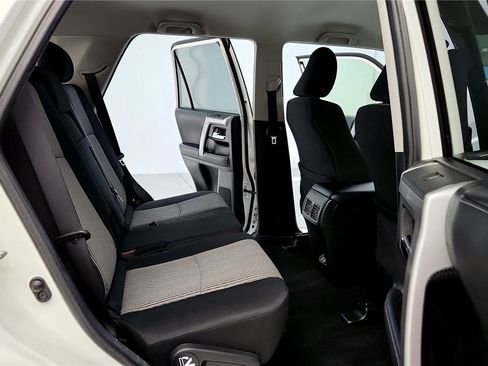 Certified 2022 Toyota 4Runner SR5 image 17