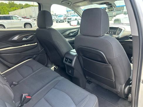 Used 2022 GMC Terrain SLE w/ Driver Convenience Package AWD/4WD image 39