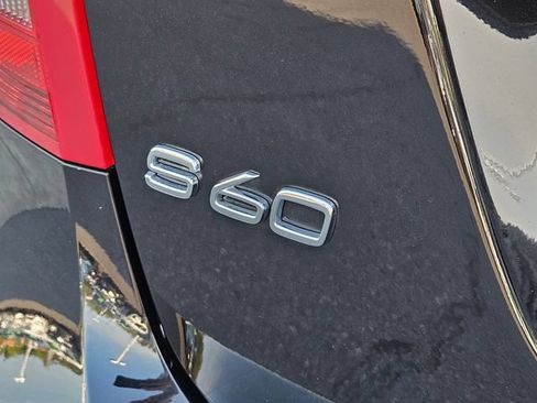 Used 2016 Volvo S60 T5 R-Design FWD image 9