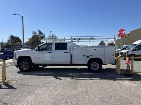 Used 2019 Chevrolet Silverado 3500 W/T w/ WT Convenience Package image 4