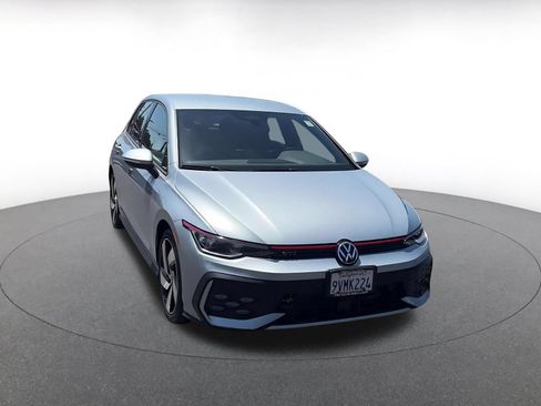 Used 2026 Volkswagen Golf S FWD image 3