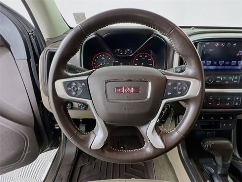 Used 2016 GMC Canyon SLT w/ Driver Alert Package image 12