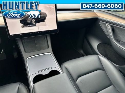 Used 2024 Tesla Model Y Long Range image 19