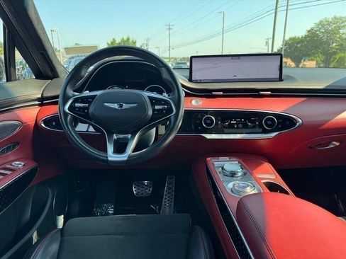 Used 2022 Genesis GV70 3.5T Sport w/ Sport Prestige Package AWD/4WD image 12