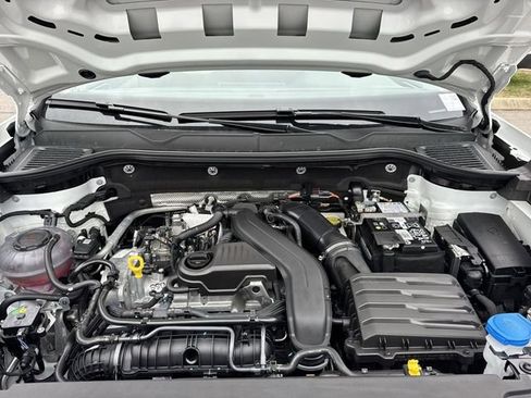 New 2026 Volkswagen Taos SEL AWD/4WD image 24