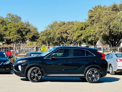 Used 2018 Mitsubishi Eclipse Cross SE image 5