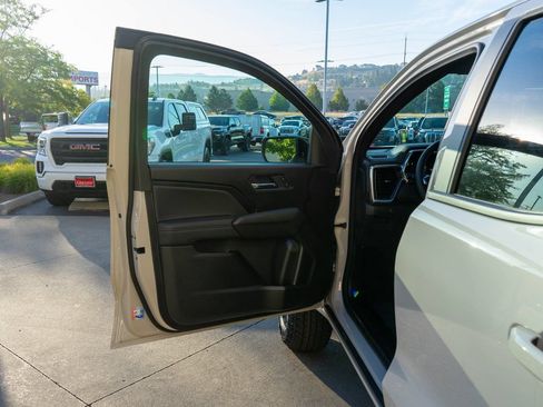 Used 2026 GMC Canyon Elevation w/ Convenience Package AWD/4WD image 16