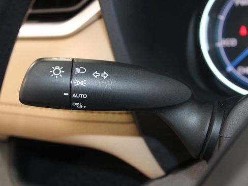 Used 2023 Toyota RAV4 XLE w/ Convenience Package image 38