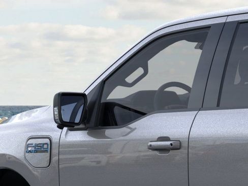 New 2025 Ford F150 Lightning Flash image 20