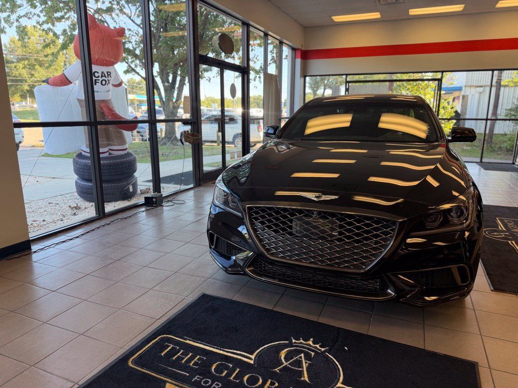 Used 2018 Genesis G80 3.3T Sport RWD image 2
