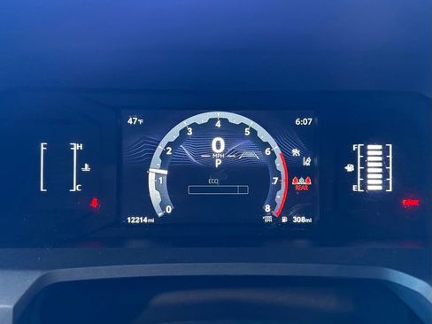 Certified 2024 Toyota Tacoma SR5 image 34