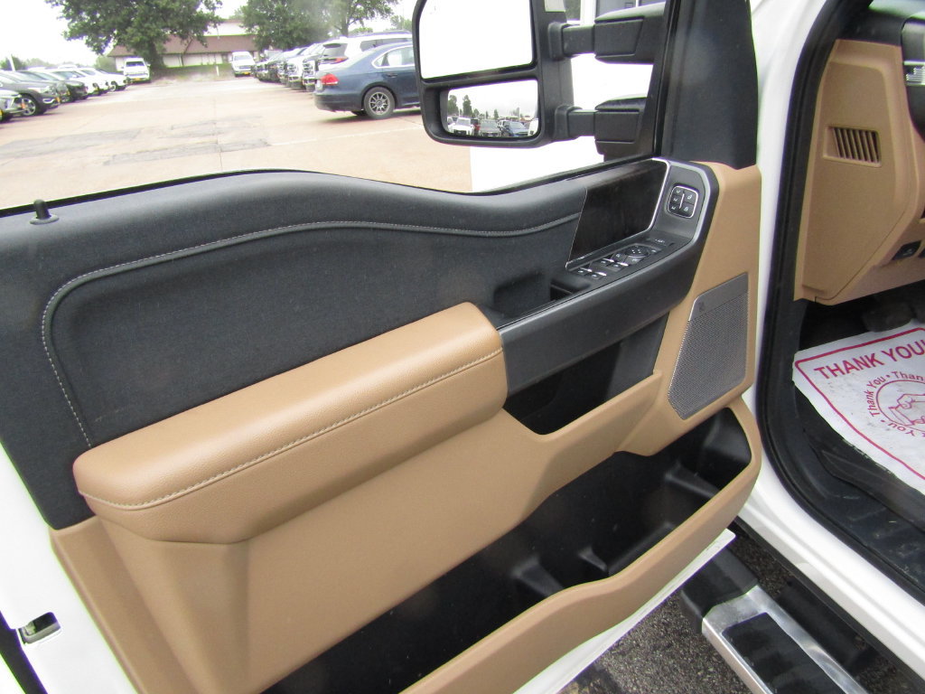 Used 2025 Ford F250 Lariat w/ Chrome Package AWD/4WD image 24