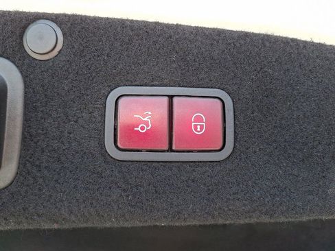 Used 2016 Mercedes-Benz S 550 4dr Sedan S 550 4MATIC image 36