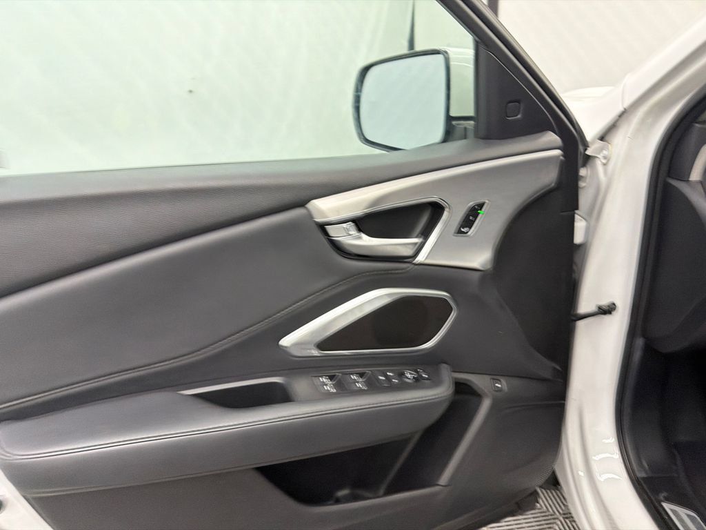 Used 2022 Acura RDX AWD image 11