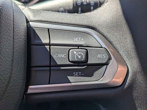 New 2026 Jeep Compass Latitude image 18