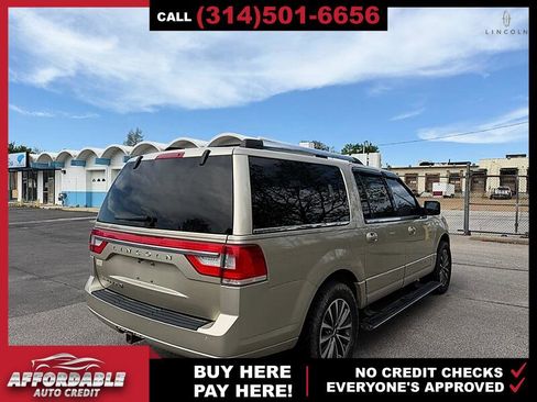 Used 2017 Lincoln Navigator L Select image 5