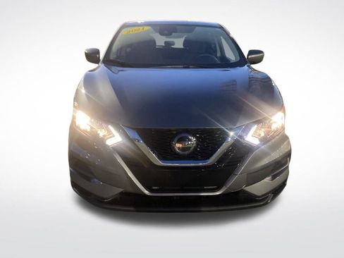 Used 2021 Nissan Rogue Sport S image 2