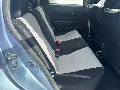 Used 2012 Toyota Yaris LE FWD image 12