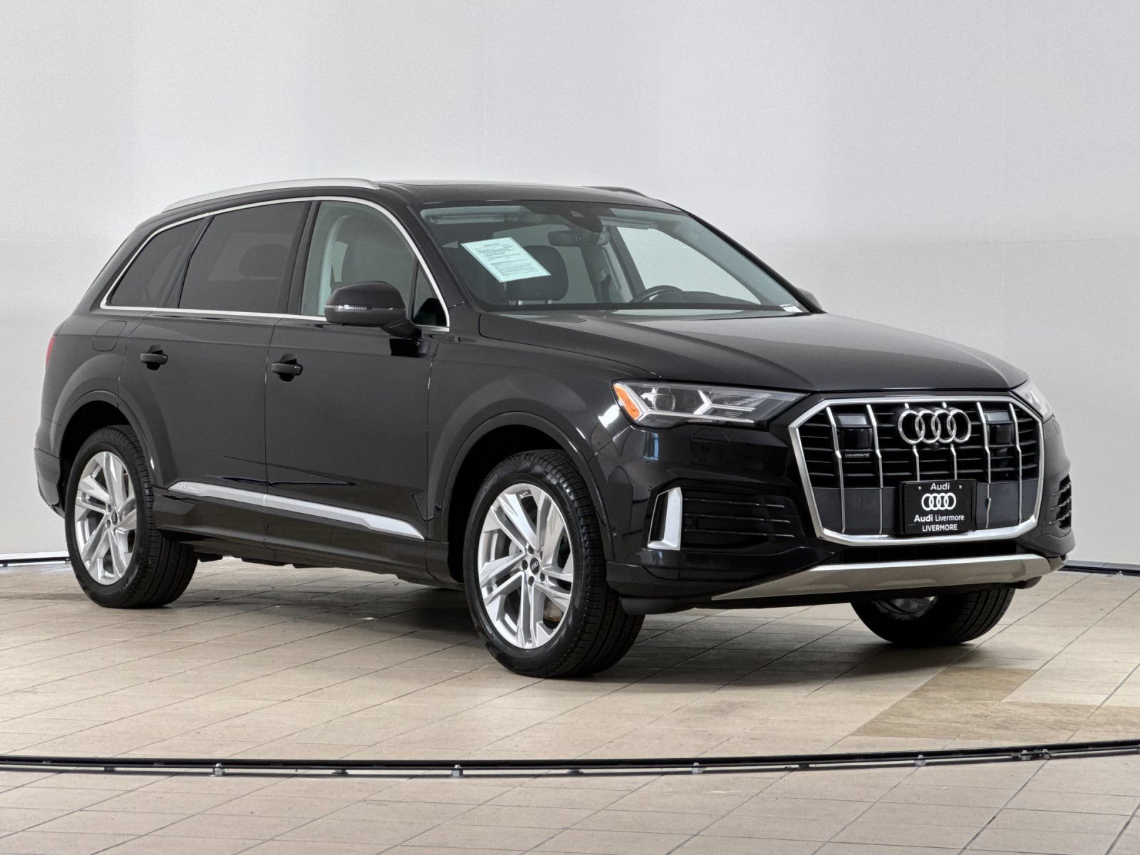 Used 2023 Audi Q7 2.0T Premium w/ Convenience Package AWD/4WD image 8