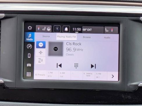 Used 2023 Chrysler Voyager LX image 26