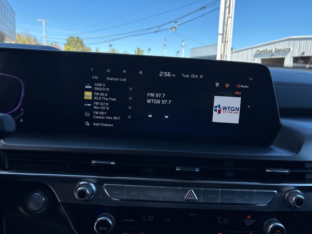 Used 2025 Kia Telluride LX FWD image 15