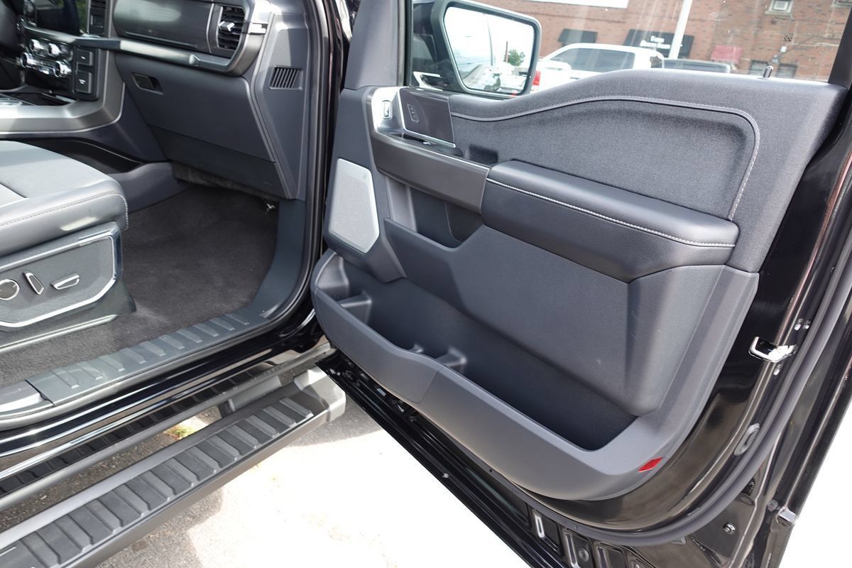 Used 2024 Ford F150 Lariat w/ Equipment Group 502A High AWD/4WD image 34