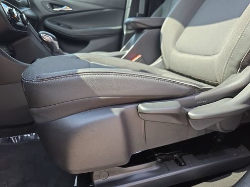 Certified 2023 Buick Encore GX Preferred FWD image 31