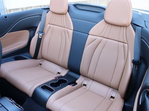 Used 2024 Mercedes-Benz CLE 300 4MATIC Cabriolet image 12