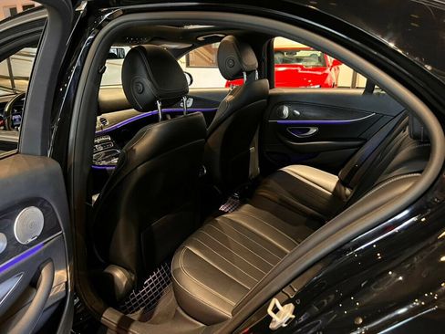Used 2017 Mercedes-Benz E 300 image 23