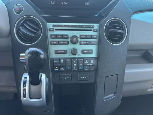 Used 2011 Honda Pilot EX-L image 16