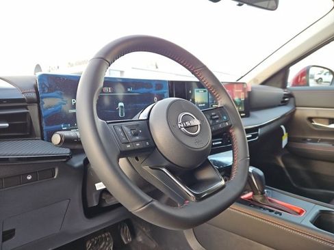 New 2026 Nissan Kicks SR image 30