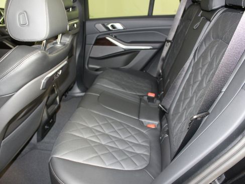 New 2026 BMW X5 sDrive40i w/ Premium Package image 13