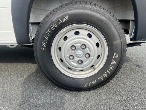 Used 2023 RAM ProMaster 2500 FWD image 21