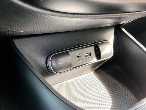 Used 2015 Kia Soul image 26