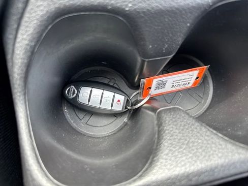 Used 2018 Nissan Rogue Sport SV w/ SV All-Weather Package image 25