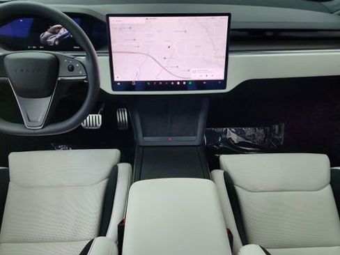 Used 2025 Tesla Model S Plaid image 19